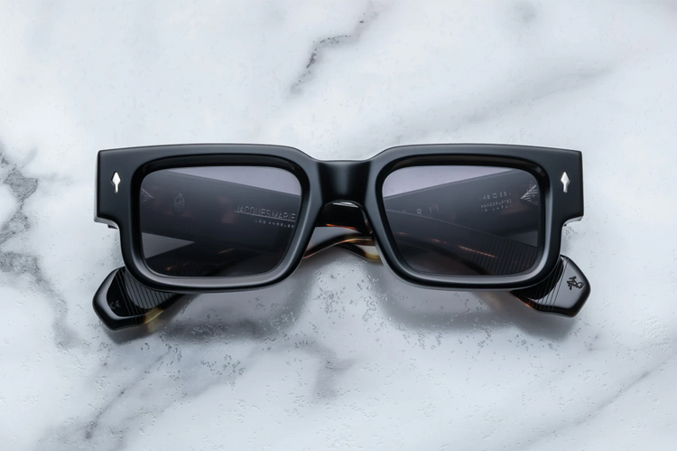 ASCARI | NOIR 11