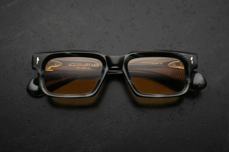 BELVEDERE | BLACK HORN