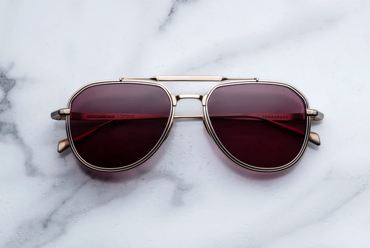 COMMANDER | CHAMPAGNE