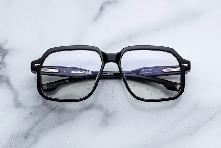 DOMOTO | BLACK